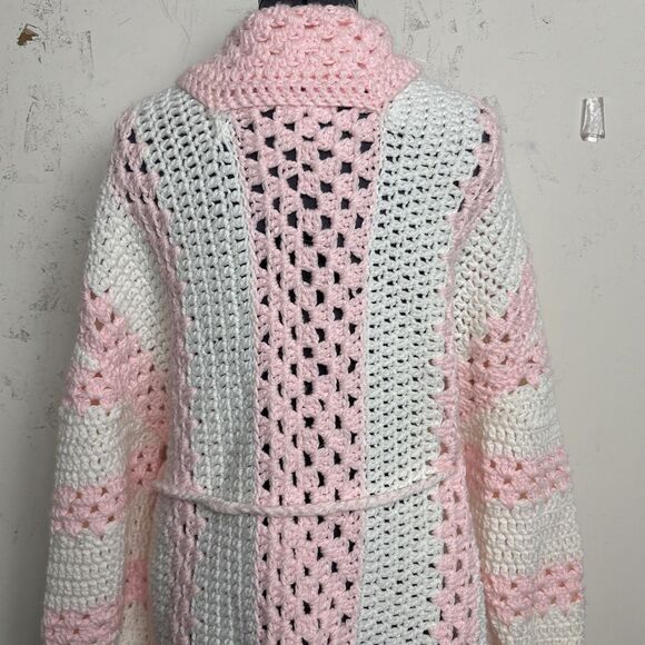 Vtg Hand Crochet Cardigan Sweater Size Lg Duster Pockets Pink White Cottagecore - Picture 5 of 12